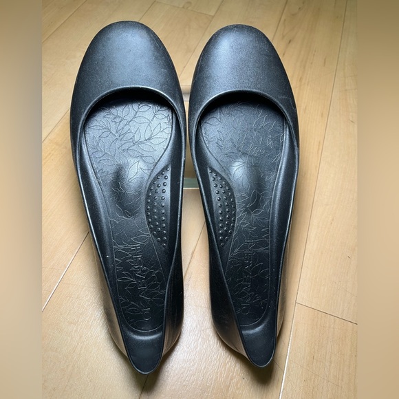 Okabashi Flats 🥿 7 - Picture 2 of 5